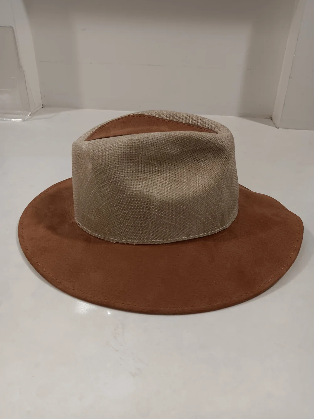 Two-Tone Brown and Beige Wide-Brim Fedora Hat